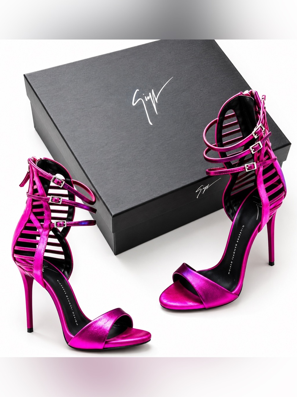 Giuseppe Zanotti Limited Edition Magenta Pink Strap Buckle Sandal Heels 38